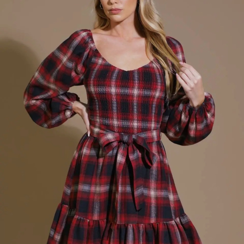 New Boutique Item- Plaid Puff Sleeve Dress
